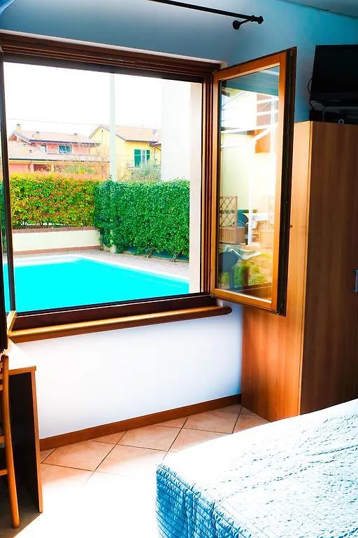 Residenza Ai 4 Olivi Peschiera del Garda